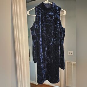 Lulus Dark Blue Crushed Velvet Cold Shoulder Fitted Long Sleeve Dress